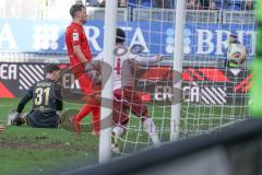 3. Liga - Saison 2025/26 - SV Wehen/Wiesbaden - FC Ingolstadt 04  - Max Plath (Nr.14 - FCI) schiesst den 1:1 Ausgleichstreffer - jubel - Torwart Noah Brdar (Nr.31 - Wiesbaden) - Foto: Meyer Jürgen