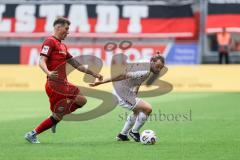 3. Liga; FC Ingolstadt 04 - 1. FC Schweinfurt 05; Jonas Scholz (15, FCI) Wintzheimer Manuel (25 S05) Zweikampf Kampf um den Ball