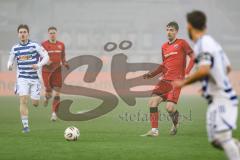 3. Liga; FC Ingolstadt 04 - MSV Duisburg; Max Besuschkow (17, FCI) Sussek Patrick (37 MSV)