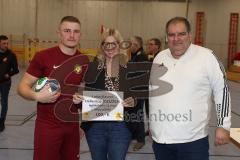 Lotto Bayern Hallencup - Siegerehrung- Lindenkreuzhalle Saison 2024/25 -  - 3. Sieger - FC Hitzhofen - Valentin Puhar - Lotto/Toto-Vertreterin  Susanne Ehret  - GSL Ömer Karakas - Foto: Meyer Jürgen