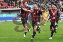 3. Liga; FC Ingolstadt 04 - Dynamo Dresden; Tor Jubel Treffer Max Besuschkow (17, FCI) Sebastian Grönning (11, FCI) Deniz Zeitler (38, FCI)