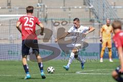 3. Liga; SpVgg Unterhaching - FC Ingolstadt 04; Mladen Cvjetinovic (19, FCI) Jastremski Lenn (25 SpVgg)