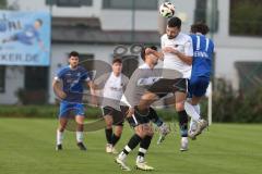 Kreisliga - Saison 2024/25- SV Hundszell - SV Menning -  - Manuel Wittmann weiss Hundszell - Cem Knupfer blau Menning - Foto: Meyer Jürgen