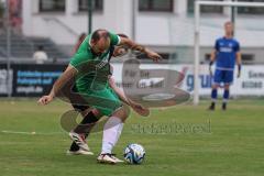 Bezirksliga - Saison 2025/26 - FC Gerolfing - VFR Garching - Mike Niebauer schwarz Garching - Den Lovric grün Gerolfing - Foto: Meyer Jürgen
