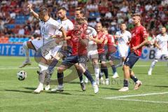 3. Liga; SpVgg Unterhaching - FC Ingolstadt 04; Pascal Testroet (37, FCI) Waidner Dennis (39 SpVgg) Lukas Fröde (34, FCI) Tim Heike (9, FCI)