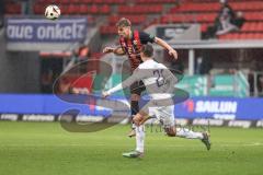 3. Liga; FC Ingolstadt 04 - Erzgebirge Aue; Max Plath (14 FCI) Jakob Kilian (26 Aue)