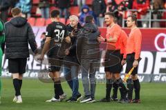 3. Liga; FC Ingolstadt 04 - 
SV Sandhausen; Sieg Jubel Freude Cheftrainer Michael Köllner (FCI) und Cheftrainer Jens Keller (SVS) bei den Schiedsrichtern