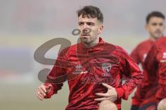 3. Liga; SSV Jahn Regensburg - FC Ingolstadt 04; vor dem Spiel Max Besuschkow (17, FCI)