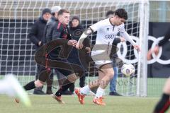 Freundschaftsspiel - Saison 2025/26 - FC Ingolstadt  II - ASV Neumarkt - Nuredin Rexhepi weiss FCI - Selim Mjaki schwarz Neumarkt - Foto: Meyer Jürgen