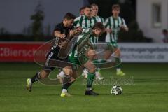 Landesliga - Saison 2025/26 - SV Manching - SSV Niedersonthofen - Johannes  Dexl (Nr.13 - SV Manching) - Maximilian Gebhart schwarz Niedersonthofen - Foto: Meyer Jürgen