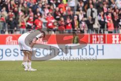 3. Liga; Rot-Weiss Essen - FC Ingolstadt 04; Spiel ist aus Niederlage, hängende Köpfe 2:0 Ryan Malone (16, FCI)