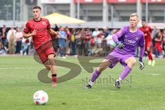 3. Liga; Testspiel; FC Ingolstadt 04 - 1. FC Heidenheim; Emre Gül (5, FCI) Torwart Tschernuth Paul (34 HDH)