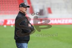 3. Liga; FC Ingolstadt 04 - Rot-Weiss Essen; Cheftrainer Achim Beierlorzer (FCI) vor dem Spiel