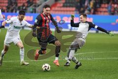 3. Liga; FC Ingolstadt 04 - Erzgebirge Aue; Tim Heike (9, FCI) Rosenlöcher Linus (29 Aue) Torchance verpasst Torwart Männel Martin (1 Aue)