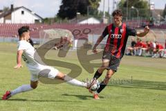 Bayernliga Nord - Saison 2024/25 - FC Ingolstadt 04 II - TSV Karlburg - Fabio Tudor weiss Karlsburg - Kurt Pestel (Nr.19 - FCI U21) - XXXXX - Foto: Meyer Jürgen