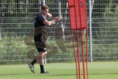 Bayernliga - Saison 2023/2024 - FC Ingolstadt 04 II - U21 - Trainingsauftakt - CO-Trainer Sven Zurawka (FCI II) - gibt Anweisungen - Foto: Meyer Jürgen