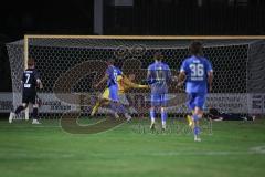 Landesliga - Saison 2026/27 - SV Manching - VFB Durach - Der 0:2 Führungstreffer durch Tobias Seger blau Durach  - jubel - Valentin Puhar TW Manching - Foto: Meyer Jürgen