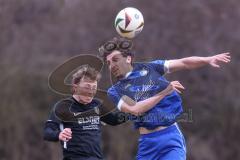 Freundschaftsspiel - Saison 2025/26 - SV Menning - SV Manching - Johannes  Dexl (Nr.13 - SV Manching) - Cem Knupfer blau Menning  - Foto: Meyer Jürgen