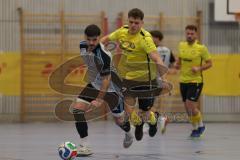 Lotto Bayern Hallencup - Saison 2024/25 - FC Hitzhofen/Oberzell - TSV Ober./Unterhaunstadt- Mchael Kraft gelb Hitzhofen  - Baran Cakir grau Ober/Unterhaunstadt - Foto: Meyer Jürgen