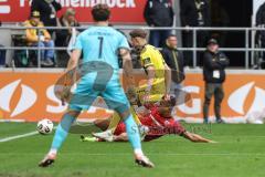 3. Liga; Alemannia Aachen - FC Ingolstadt 04; Zweikampf Kampf um den Ball Marcel Costly (22, FCI) Meyer Felix (4 AA) Torwart Olschowsky Jan (1 AA)