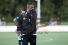 Landesliga - Saison 2024/25 - SV Manching - FSV Pfaffenhofen - Trainer Serkan Demir (SV Manching) vor dem Spiel - XXXXX - Foto: Meyer Jürgen