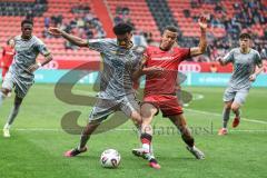 3. Liga; FC Ingolstadt 04 - Alemannia Aachen; Zweikampf Kampf um den Ball Marcel Costly (22, FCI) da Silva Kiala Joel (37 AA)