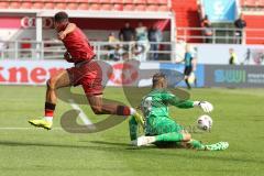 3. Liga; FC Ingolstadt 04 - SSV Ulm; Torchance verpasst Marcel Costly (22, FCI) Ortag Christian (39 Ulm)