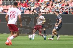 3. Liga; FC Ingolstadt 04 - VfL Osnabrück; Gustav Christensen (24, FCI) Kammerbauer Patrick (31 VFL) Marcel Costly (22, FCI)