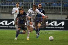 3. Liga; SV Waldhof Mannheim - FC Ingolstadt 04; Maximilian Neuberger (38, FCI) Zweikampf Kampf um den Ball