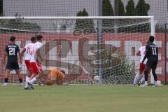 *** Bayernliga Nord - Saison 2025/26 - FC Ingolstadt 04 II - Jahn Regensburg II - Torwart Raphael Eßlinger (Nr.12 - FC Ingolstadt II) - Der 0:1 Führungstreffer durch Gebhard Paul weiss Regensburg - jubel - Foto: Meyer Jürgen
