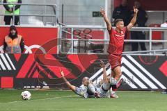 3. Liga; FC Ingolstadt 04 - Alemannia Aachen; Zweikampf Kampf um den Ball Marcel Costly (22, FCI) Yarbrough Lamar (25 AA)