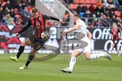 3. Liga; FC Ingolstadt 04 - Erzgebirge Aue; Sebastian Grönning (11, FCI) Vukancic Niko (4 Aue)