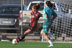 2. Bundesliga Frauen - Saison 2025/26 - FC Ingolstadt 04 Frauen - VFR SW Warbeyen  - Leonie Haberäcker (Nr.27 - FC Ingolstadt Frauen I) - Gouriye Ebla grün Warbeyen - Foto: Meyer Jürgen