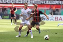 DFB-Pokal; FC Ingolstadt 04 - 1. FC Kaiserslautern; Zweikampf Kampf um den Ball Klement Philipp (10 FCK) Niclas Dühring (18, FCI)