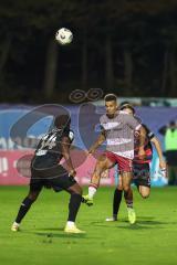 3. Liga; FC Viktoria Köln - FC Ingolstadt 04; Zweikampf Kampf um den Ball Marcel Costly (22, FCI) Ronstadt Frank (34 VK) Lobinger Lex Tyger (9 VK)