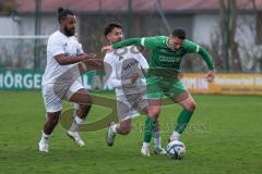 Bezirksliga - Saison 2025/26 - FC Gerolfing - DJK München - Donat Bashota (Nr.24 - FC Gerolfing) - Dennis Appiiah weiss München links - Mustafa Yemin mitte München - Foto: Meyer Jürgen