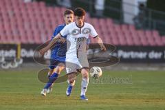 Bayernliga Nord - Saison 2025/26 - FC Ingolstadt 04 II - Würzburger FV - Damian  Coric (Nr.17 - FC Ingolstadt II) - Steffen Krautschneider blau Würzburg - Foto: Meyer Jürgen