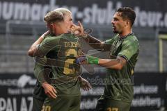 3. Liga; SV Sandhausen - FC Ingolstadt 04; Tor Jubel Treffer Dennis Borkowski (7, FCI) mit Yannick Deichmann (20, FCI) Pascal Testroet (37, FCI)