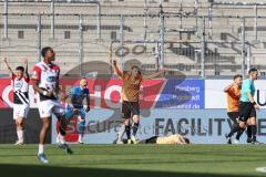 3. Liga; FC Ingolstadt 04 - FC Viktoria Köln; Tor Jubel Treffer für Köln, Torwart Marius Funk (1, FCI) schreit Handle Simon (7 Köln) jubelt Benjamin Kanuric (8, FCI) und Yannick Deichmann (20, FCI) beschweren sich