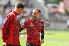 3. Liga; Rot-Weiss Essen - FC Ingolstadt 04; vor dem Spiel Julian Kügel (29, FCI) Mattis Hoppe (2, FCI)