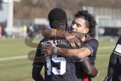 *** A-Junioren Bundesliga  - Saison 2025/26 - FC Ingolstadt 04 - SpVgg Greuther Fürth - Der 1:0 Führungstreffer durch  Oladosu Omotolani schwarz FCI- jubel -  - Polat Arel schwarz FCI - Foto: Meyer Jürgen