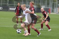 DFB Pokal - Frauen - Saison 2025/26 - FC Ingolstadt 04 Frauen - 1. FC Nürnberg - Nina Penzkofer (Nr.29 - FC Ingolstadt Frauen I) - Svenson Klara rot Nürnberg - Foto: Meyer Jürgen