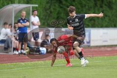 Bezirksliga - Saison 2025/26 - FC Fatih Ingolstadt - TSV Rohrbach - Maximilian Merkl schwarz Rohrbach - Bright Aikhionbare rot Fatih   - Foto: Meyer Jürgen