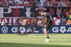 DFB-Pokal; FC Ingolstadt 04 - 1. FC Kaiserslautern; Tor Jubel Treffer Anschlusstreffer 1:2, Ryan Malone (16, FCI)