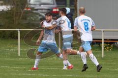 Kreisklasse - Saison 2025/26- TSV Großmehring - SV Oberstimm- Jonas Weidinger weiss Oberstimm mit dem 1:1 Ausgleichstreffer - jubel  - Foto: Meyer Jürgen
