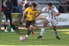 Kreisliga - Saison 2025/26- TSV Lichtenau - TSV Hohenwart - Marc Steingräber gelb Lichtenau - Bastian Mulock weiss Hohenwart - Foto: Meyer Jürgen