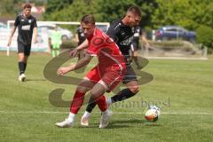 Bezirksliga - Saison 2024/25- TSV Gaimersheim - FC Fatih Ingolstadt - Nico von Swiontek Brzezinski (Nr.17 - TSV Gaimersheim) - Dardan Berisha rot Fatih - Foto: Meyer Jürgen