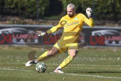 Landesliga - Saison 2025/26 - SV Manching - TSV Schwabmünchen - Torwart Thomas Obermeier (Nr.1 - SV Manching) - XXXXX - Foto: Meyer Jürgen