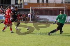 Kreispokal - Saison 2025/26- SV Eitensheim- TSV Gaimersheim  - Mathias Ernst rot Eitensheim - Domenic Raimann schwarz Gaimersheim - Florian Trini rot #4 Eitensheim - Lukas Strasser Torwart Eitensheim - Foto: Meyer Jürgen
