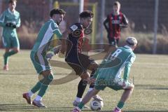 *** A-Junioren Bundesliga  - Saison 2025/26 - FC Ingolstadt 04 - SpVgg Greuther Fürth - Polat Arel schwarz FCI - Kamal Fadl links Fürth - Lober Jannik rechts Fürth - Foto: Meyer Jürgen